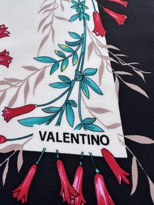 Pañuelo seda vintage VALENTINO - Imagen 2