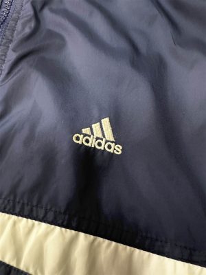Chaqueta Chándal Adidas Vintage - Imagen 4